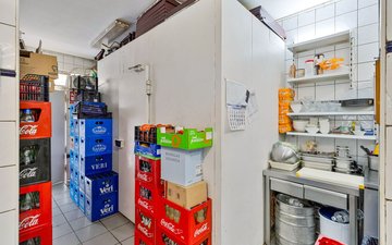 Property slide 21