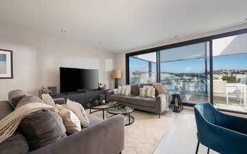 Property slide 17