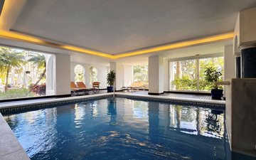 Property slide 25