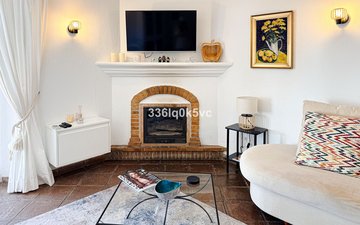 Property slide 10