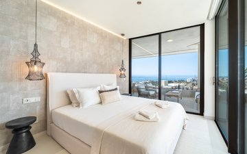 Property slide 18