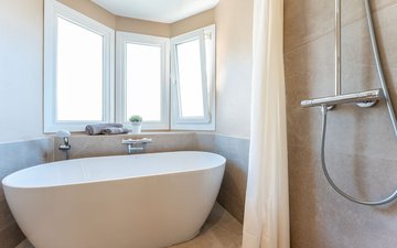 Property slide 18