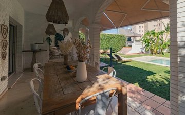 Property slide 10
