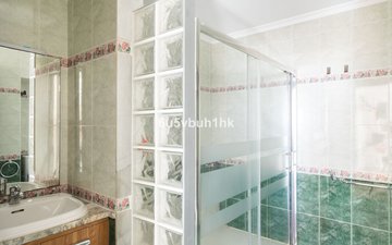 Property slide 39