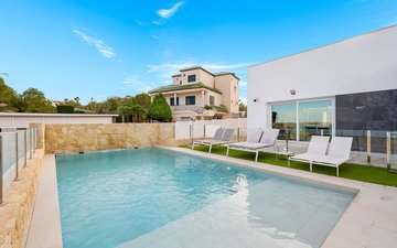 Property slide 17