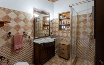 Property slide 21