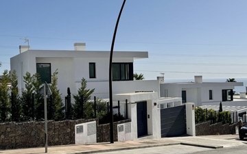 Property slide 42