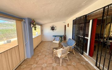 Property slide 21