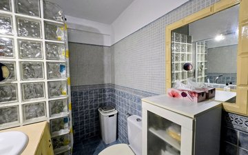 Property slide 10