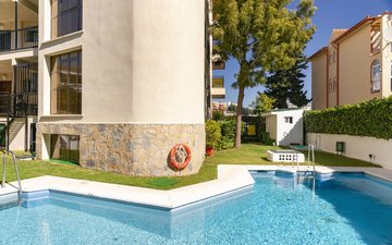 Property slide 18