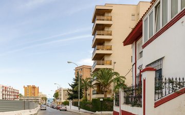Property slide 21