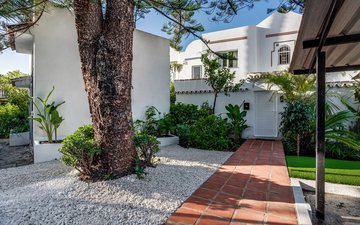 Property slide 36