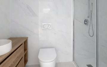 Property slide 20