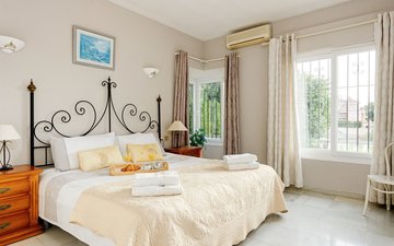 Property slide 17
