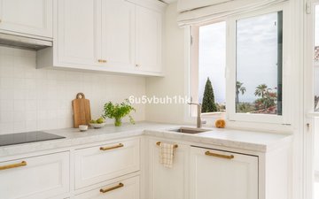 Property slide 17