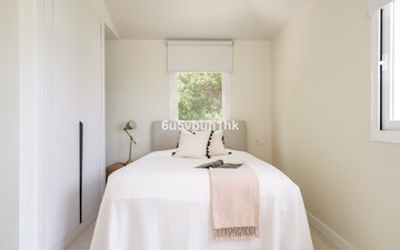 Property slide 25