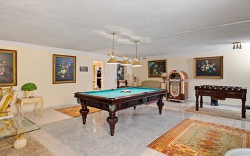 Property slide 46