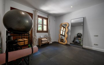 Property slide 26
