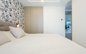 Property slide 6