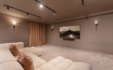 Property slide 19