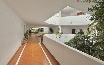 Property slide 28