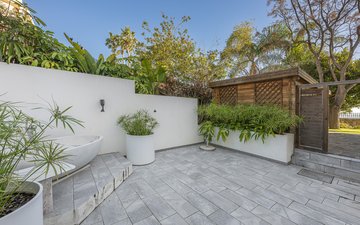 Property slide 18