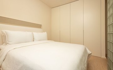 Property slide 22