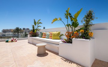 Property slide 30