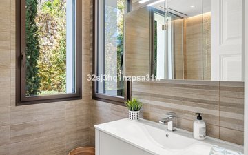 Property slide 22