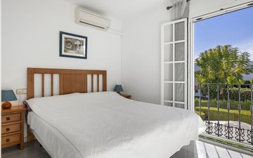 Property slide 25