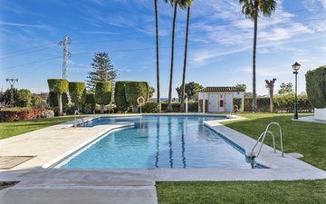 Property slide 35
