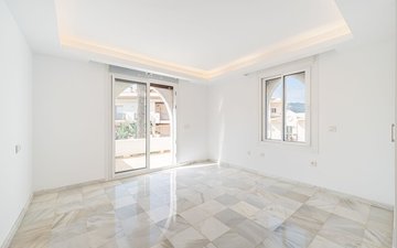 Property slide 21