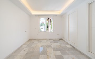 Property slide 25