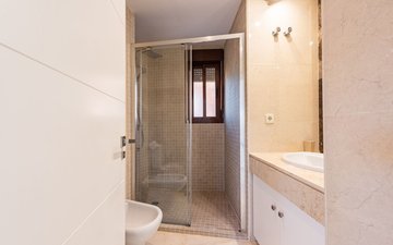 Property slide 20