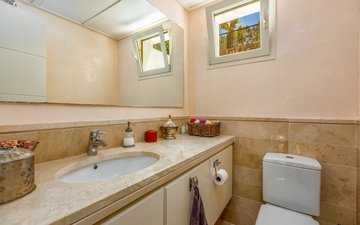 Property slide 16