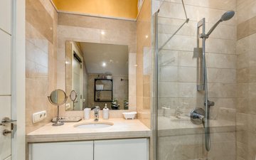 Property slide 24