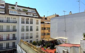 Property slide 24