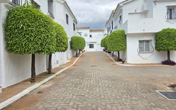 Property slide 31