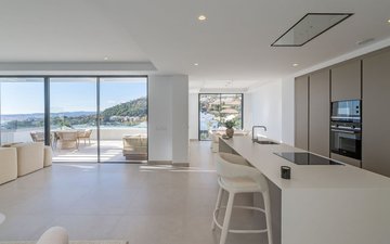 Property slide 18