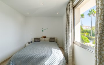 Property slide 42