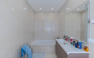 Property slide 44