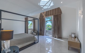 Property slide 48