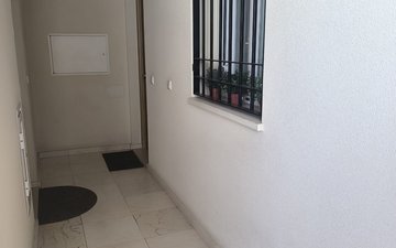 Property slide 25