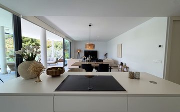 Property slide 20