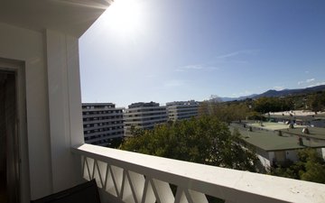 Property slide 28