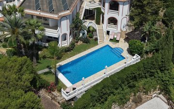Property slide 29
