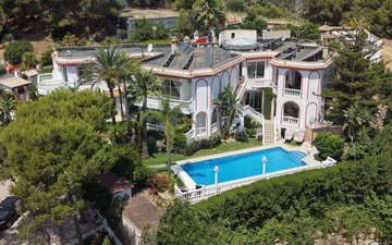 Property slide 30