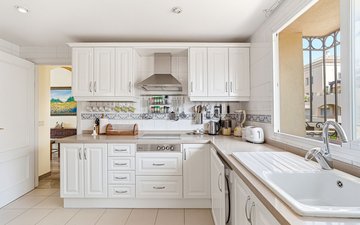 Property slide 16