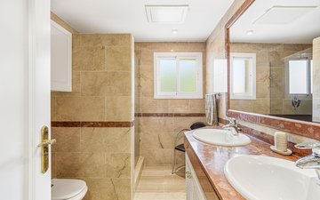 Property slide 20
