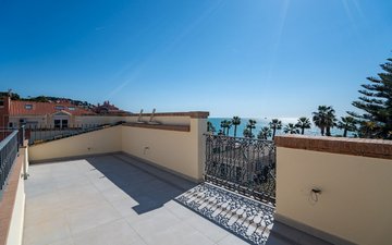 Property slide 25